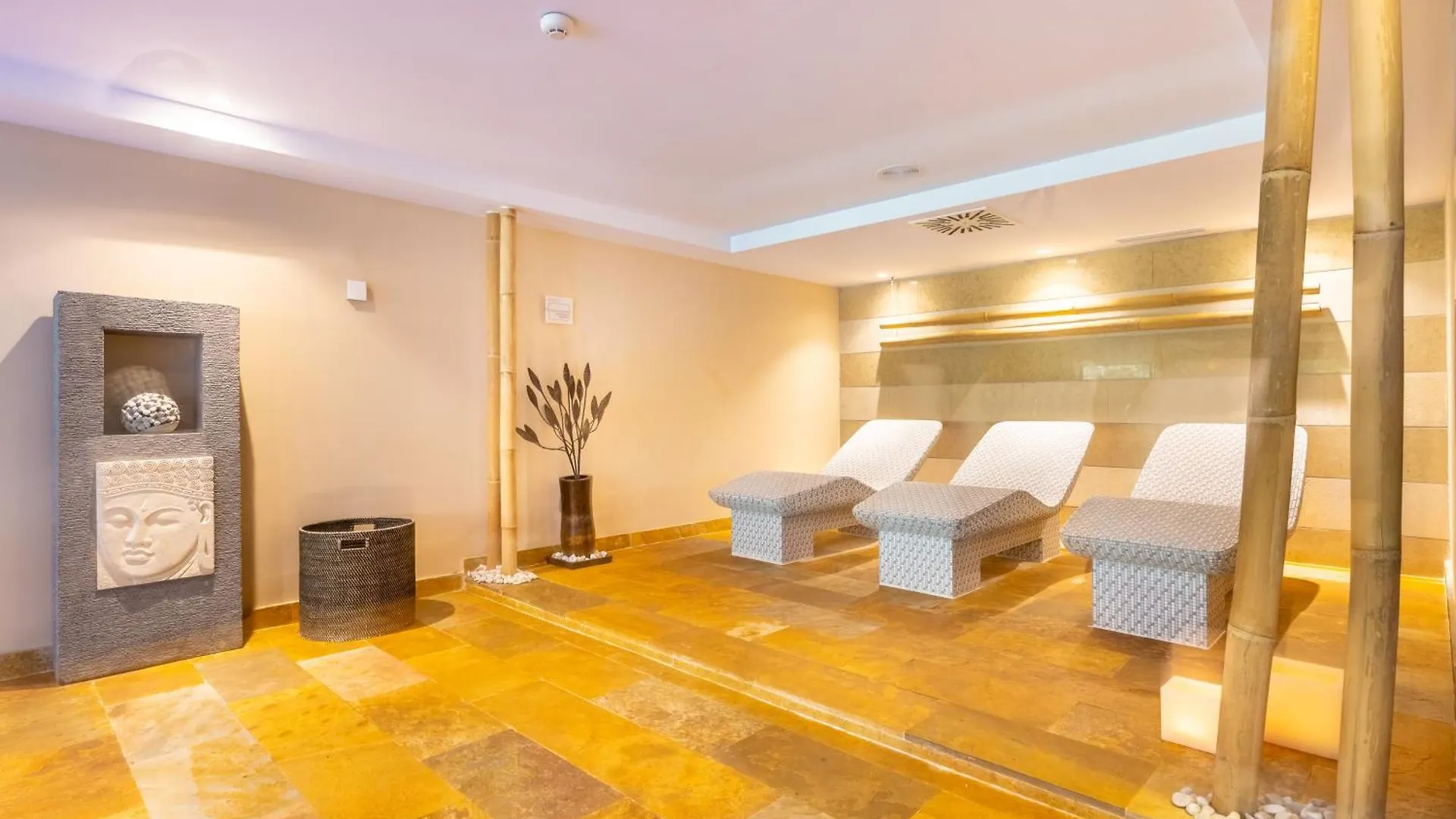 Grupotel Parc Natural & Spa Playa de Muro  Playa de Muro (Mallorca)