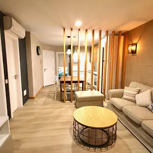 https://calle-buenavista-1-esquina-boulevar-timon.in-canary-islands.com